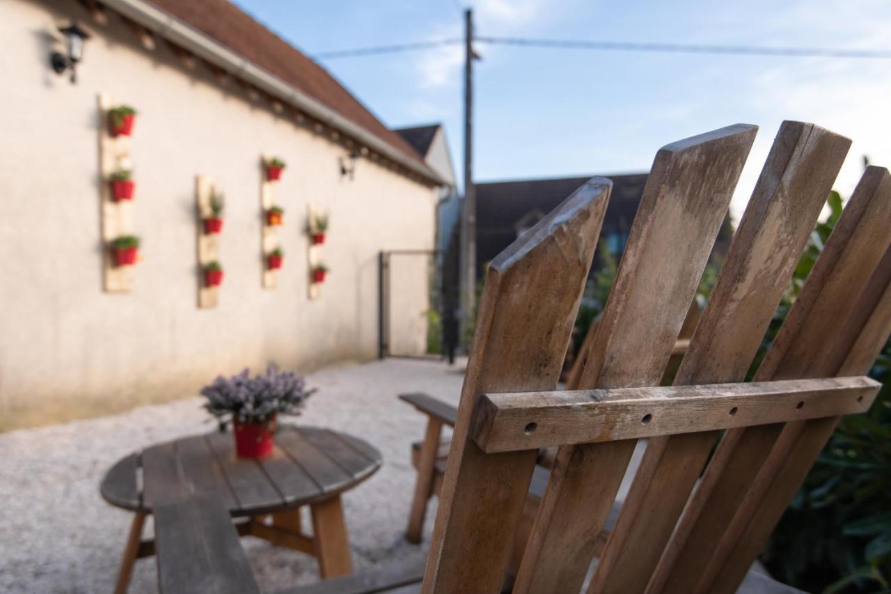 J&J Room - Hébergement d'exception prés de Provins! Le Bas Courton Exterior foto